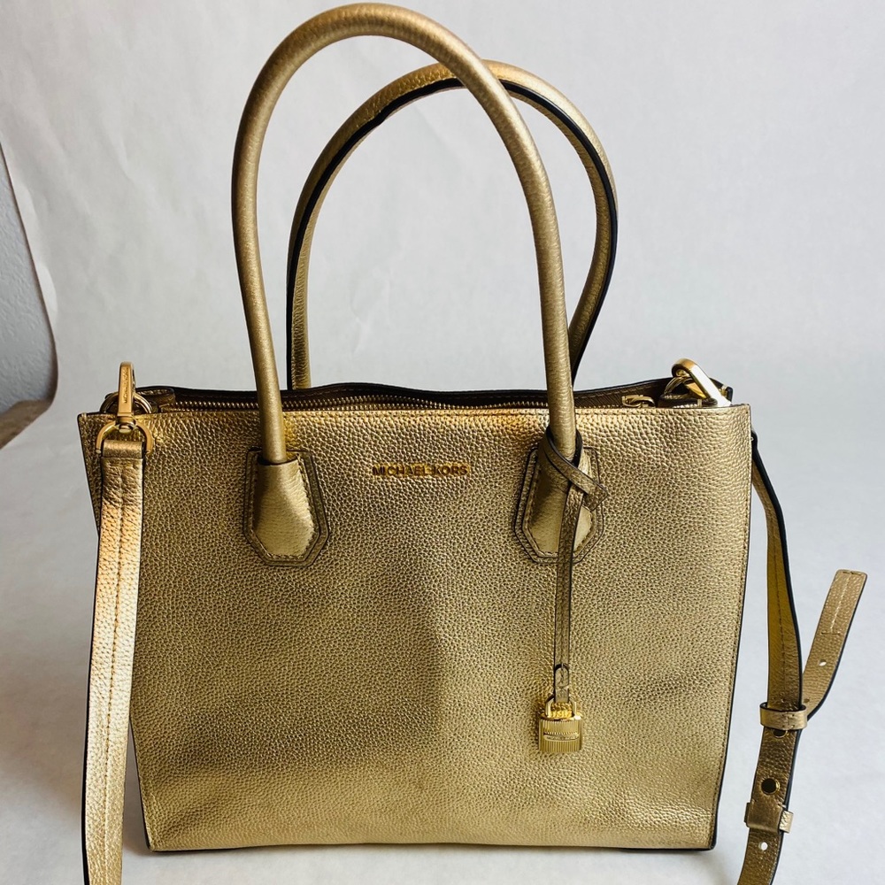 Michael Kors Gold Hand bag